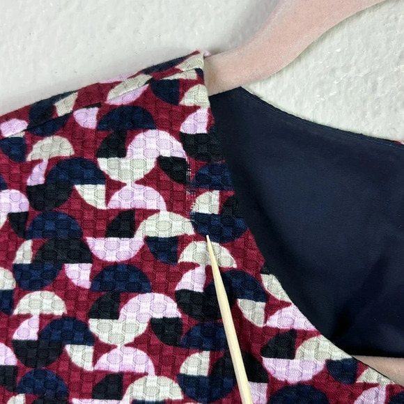 NWT J. Crew Geometric pattern Sheath Dress sleeveless round neck size 4 - Picture 16 of 16